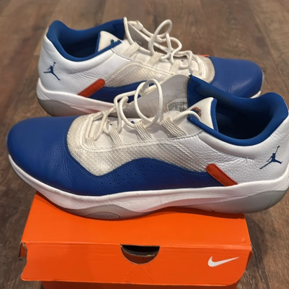 MENS JORDAN 11 UNIVERSITY OF FLORIDA SHOE SIZE 14